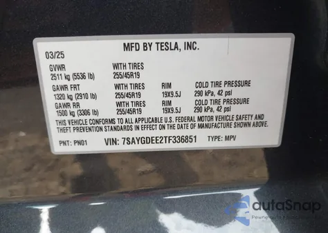 2026 Tesla Model Y Long Range Dual Motor All-Wheel Drive/Long Range Launch Series z USA, uszkodzony, nr VIN 7SAYGDEE2TF336851